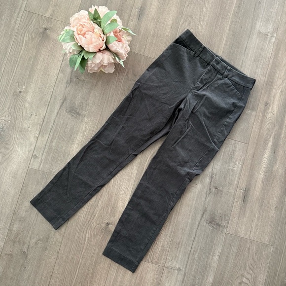 Old Navy Dark Heather Grey Pixie High Rise Skinny Pants - Picture 2 of 7